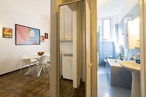 notaMi -  Titty House Crocetta