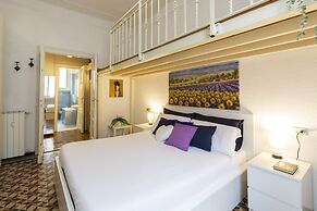 notaMi -  Titty House Crocetta