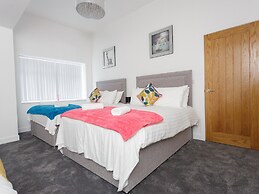 Live in Leeds Greenhill Bungalows