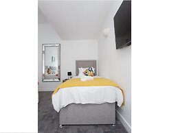 Live in Leeds Greenhill Bungalows