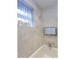 Live in Leeds Greenhill Bungalows