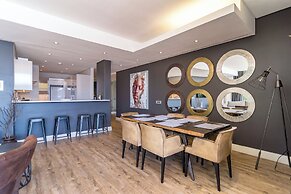 Mountain Marina Luxury Apartments