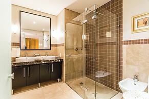 Mountain Marina Luxury Apartments