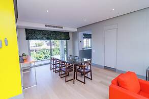 Mountain Marina Luxury Apartments