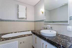 Mountain Marina Luxury Apartments