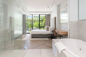 Mountain Marina Luxury Apartments