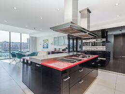 Mountain Marina Luxury Apartments