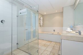 Mountain Marina Luxury Apartments