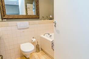 Mountain Marina Luxury Apartments