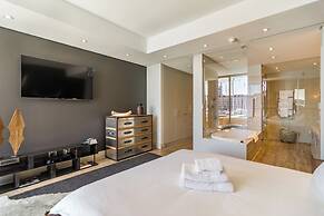 Mountain Marina Luxury Apartments