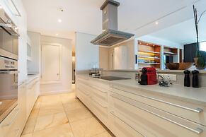 Mountain Marina Luxury Apartments