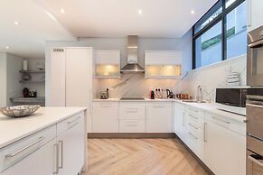 Mountain Marina Luxury Apartments