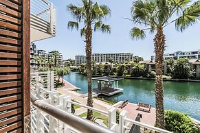 Mountain Marina Luxury Apartments