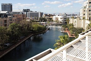 Mountain Marina Luxury Apartments