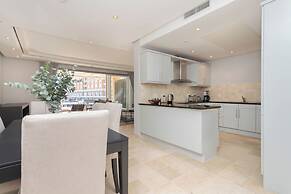 Mountain Marina Luxury Apartments