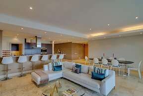 Mountain Marina Luxury Apartments