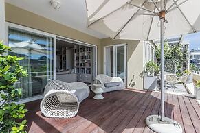 Mountain Marina Luxury Apartments