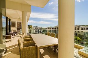 Mountain Marina Luxury Apartments