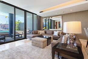 Mountain Marina Luxury Apartments