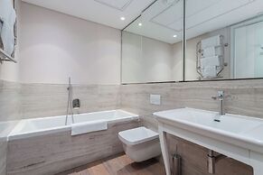 Mountain Marina Luxury Apartments