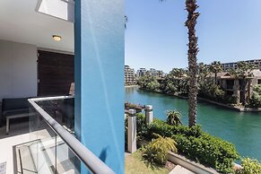 Mountain Marina Luxury Apartments