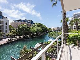 Mountain Marina Luxury Apartments