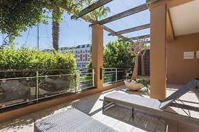 Mountain Marina Luxury Apartments