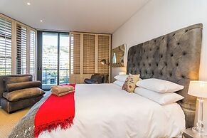 Mountain Marina Luxury Apartments