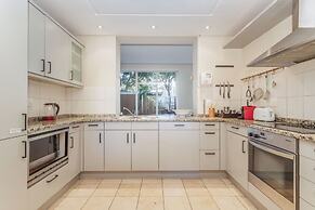 Mountain Marina Luxury Apartments