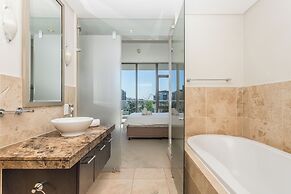 Mountain Marina Luxury Apartments