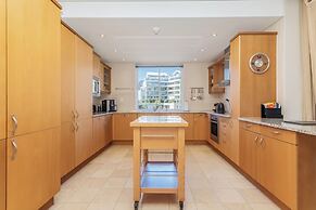 Mountain Marina Luxury Apartments