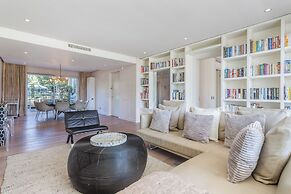 Mountain Marina Luxury Apartments