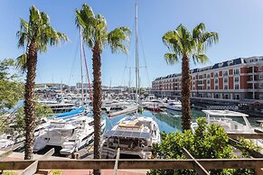 Mountain Marina Luxury Apartments