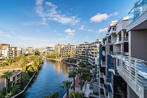 Mountain Marina Luxury Apartments