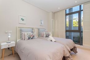 Mountain Marina Luxury Apartments