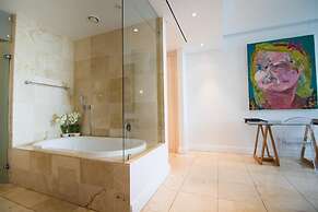 Mountain Marina Luxury Apartments