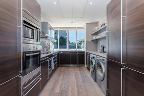 Mountain Marina Luxury Apartments