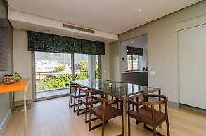 Mountain Marina Luxury Apartments