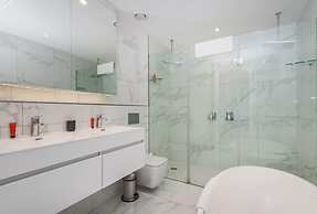 Mountain Marina Luxury Apartments