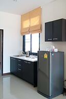 Suporn Lakeview Service APT & Homestay