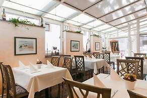 Hotel - Restaurant Hirsch