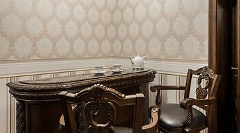 Exclusive Royal Apartments