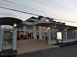 Baan Sai Thong Hotel