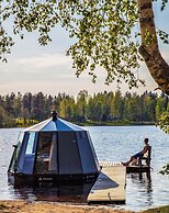 Arctic Guesthouse & Igloos