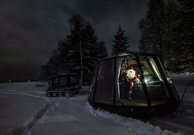 Arctic Guesthouse & Igloos