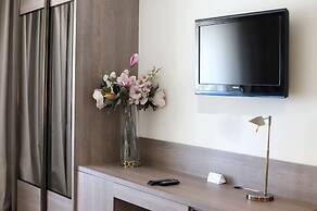 The Sanrock By Le Reve Hotels