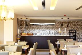 The Sanrock By Le Reve Hotels