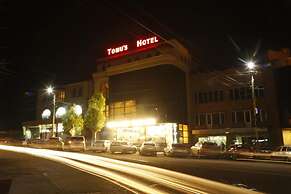Tomu's Hotel