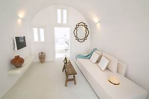Morfi Cave House