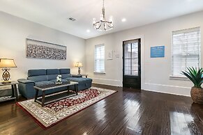 Residences Du Hosteeva